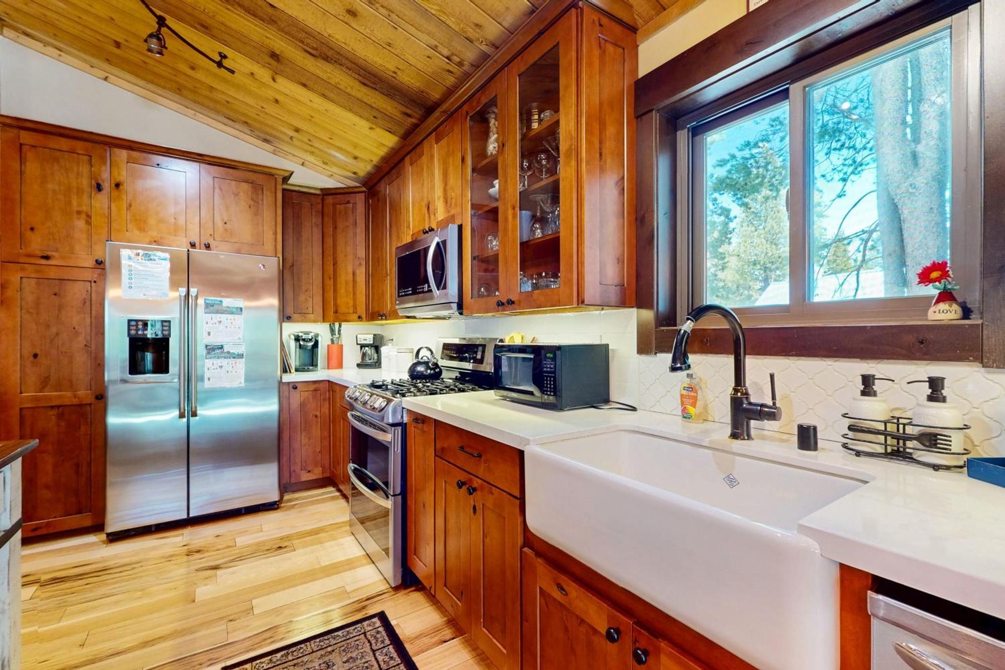 Tastefully-Updated, Classic Tahoe Family Home تروكي المظهر الخارجي الصورة